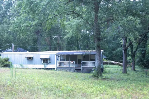 294 Spring Street, Gray Court, SC 29645