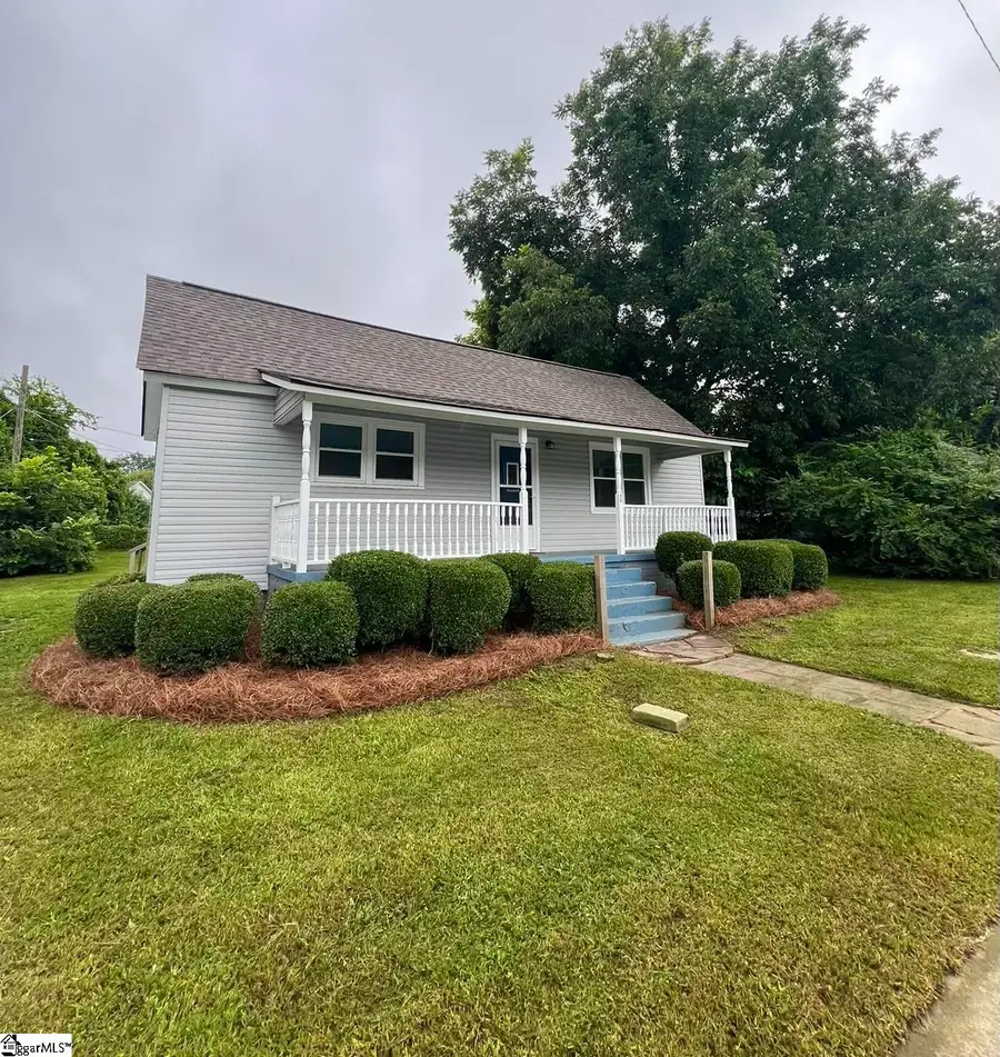 402 Florence Street, Clinton, SC 29335 - #3