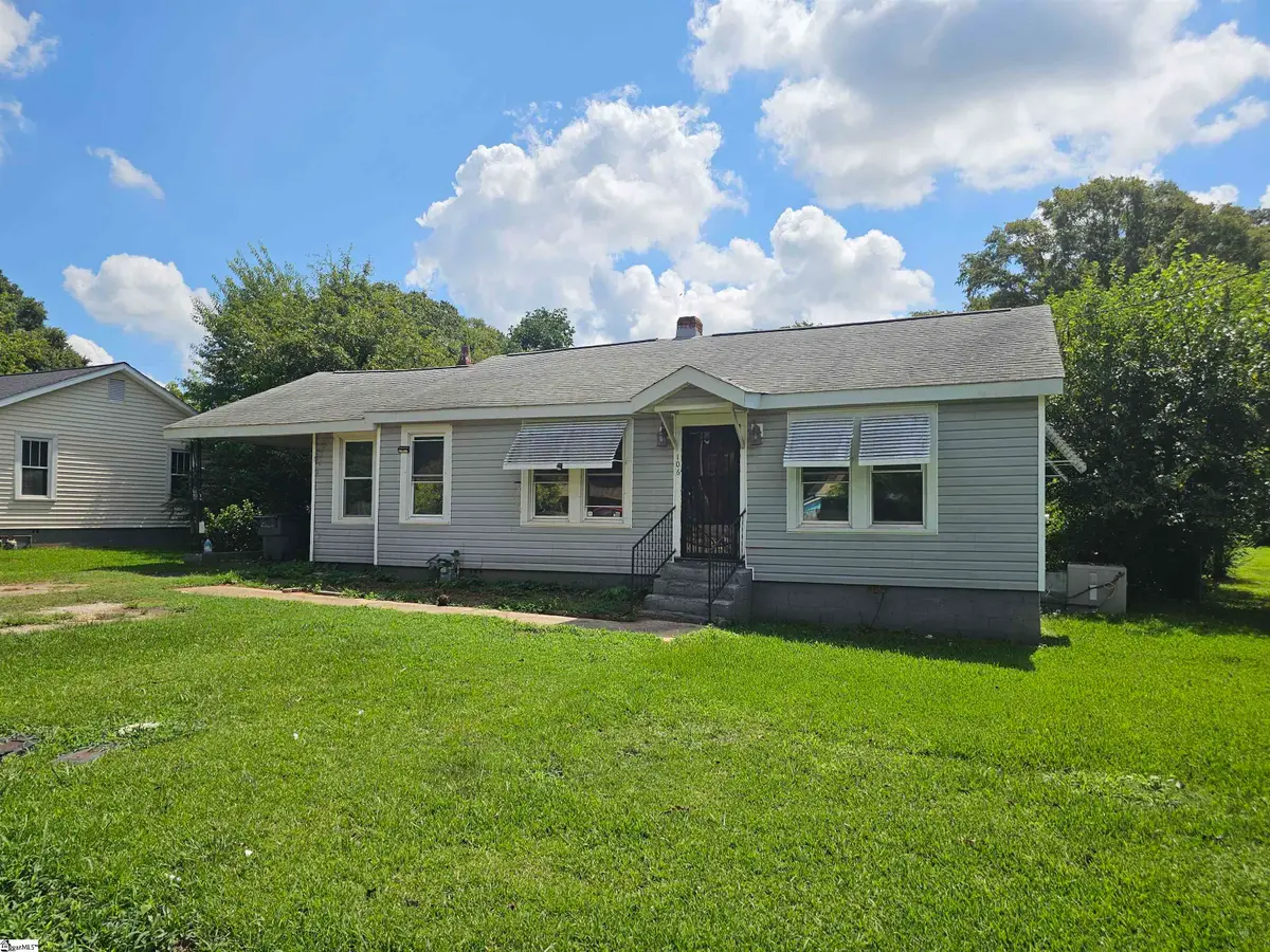 106 Milliken Street, Laurens, SC 29360 - #1