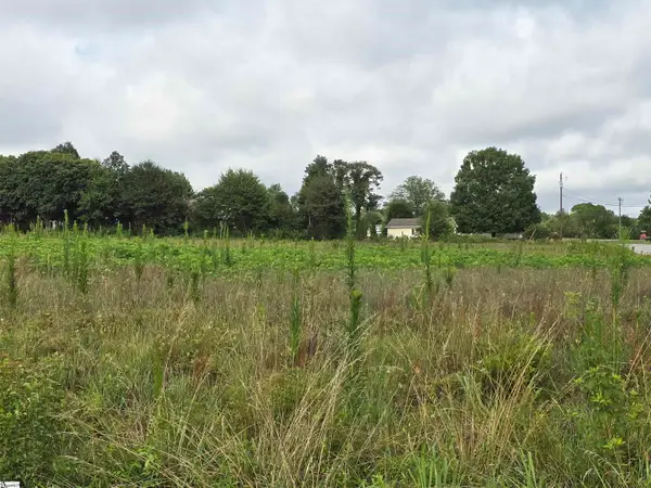 853 Farms Bridge Road, Inman, SC 29349