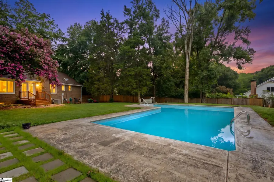 114 Woodhill Lane, Simpsonville, SC 29681 - #2