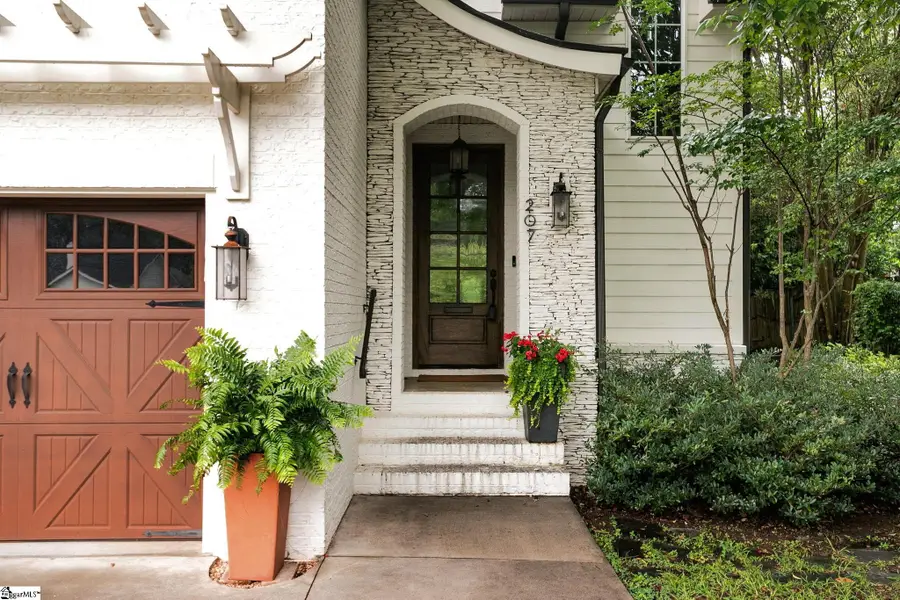 207 E Faris Road, Greenville, SC 29605 - #2