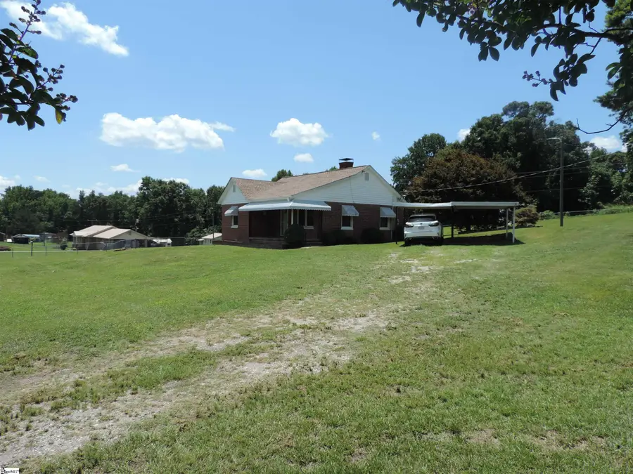 2383 Jonesville Highway, Union, SC 29379-2383 - #2