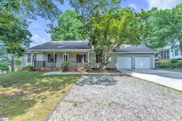 109 Georges Knoll, Easley, SC 29640