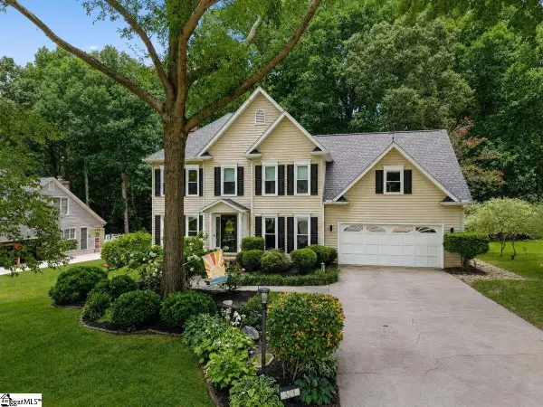 308 Farming Creek Drive, Simpsonville, SC 29680