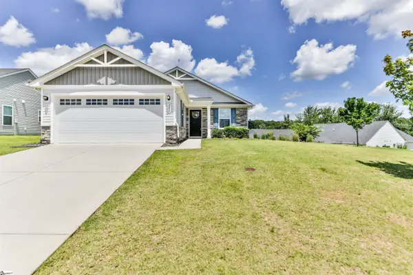 202 Bending Branch Road, Greenville, SC 29605-5893