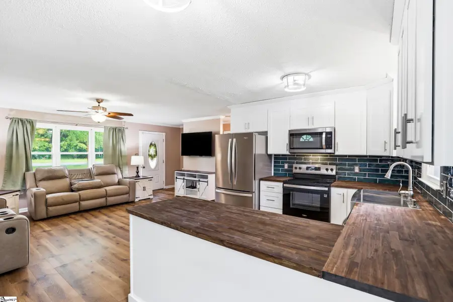 5208 Belton Highway, Anderson, SC 29621 - #3
