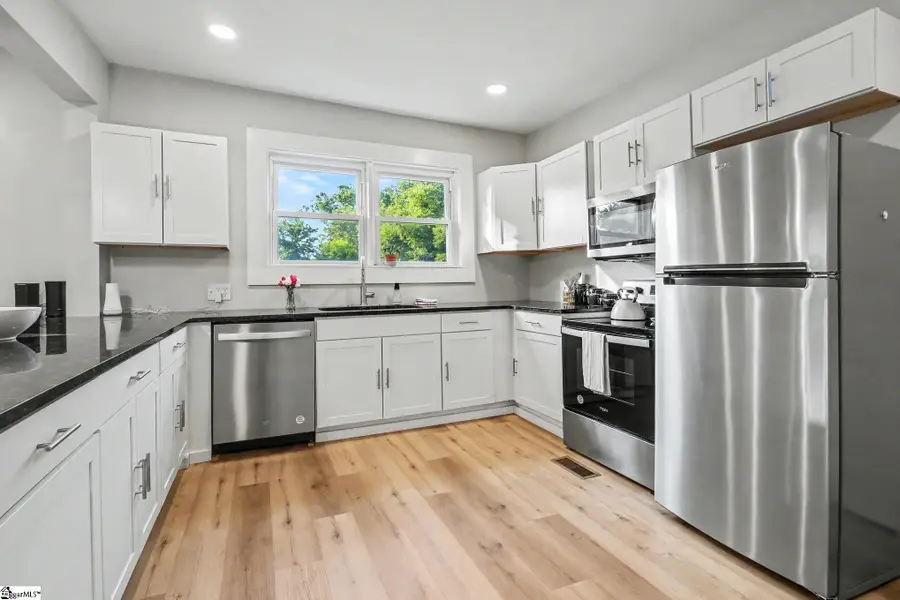 26 2nd Avenue, Greenville, SC 29609 - #3