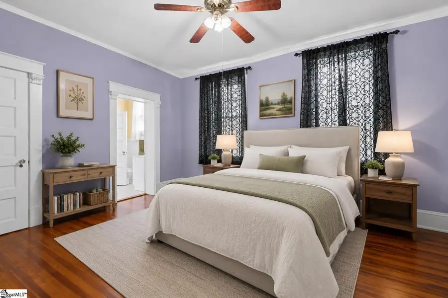 105 E Cambridge Avenue, Greenwood, SC 29646 - #3