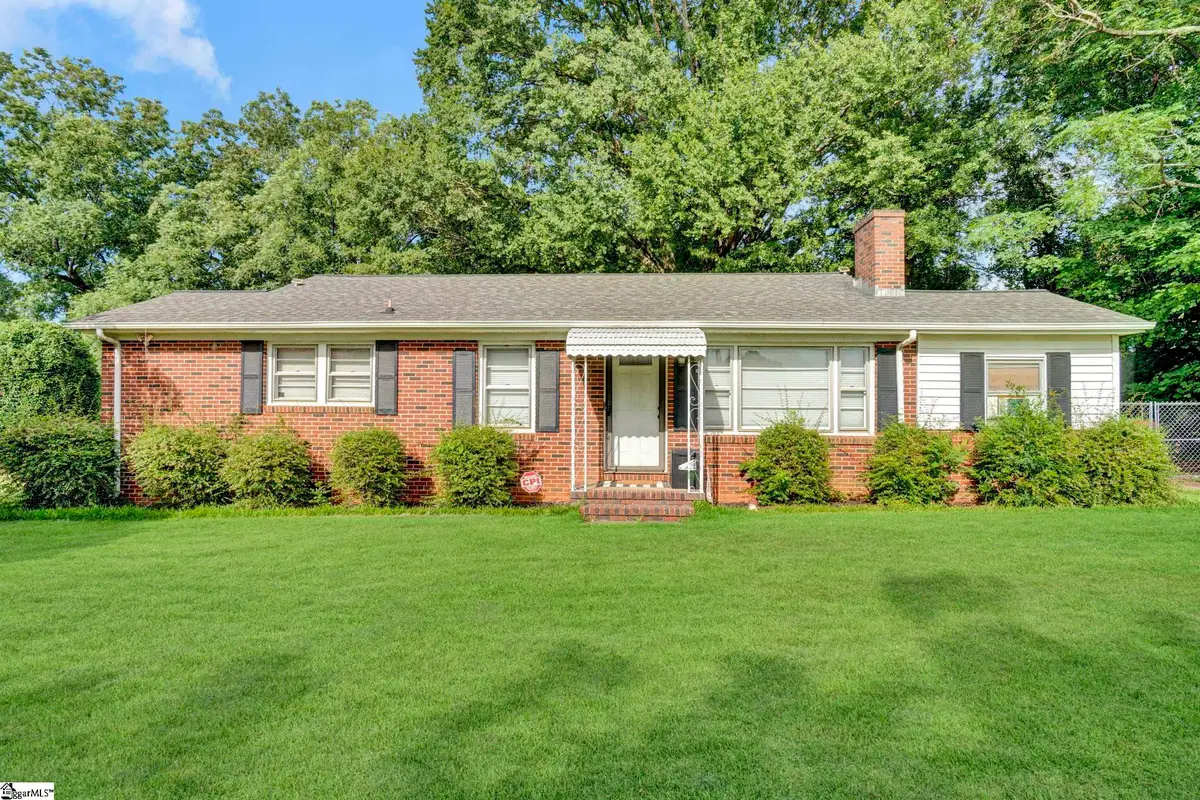 210 Sunnyview Circle, Spartanburg, SC 29307 - #1