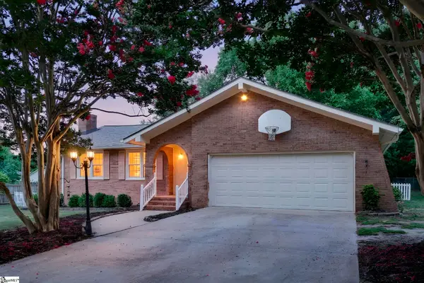 22 Woodview Drive, Taylors, SC 29687