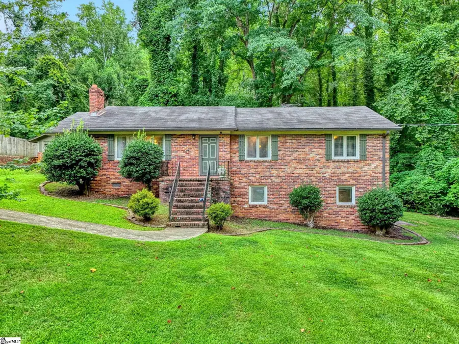 7 River Oaks Drive, Greenville, SC 29601 - #2