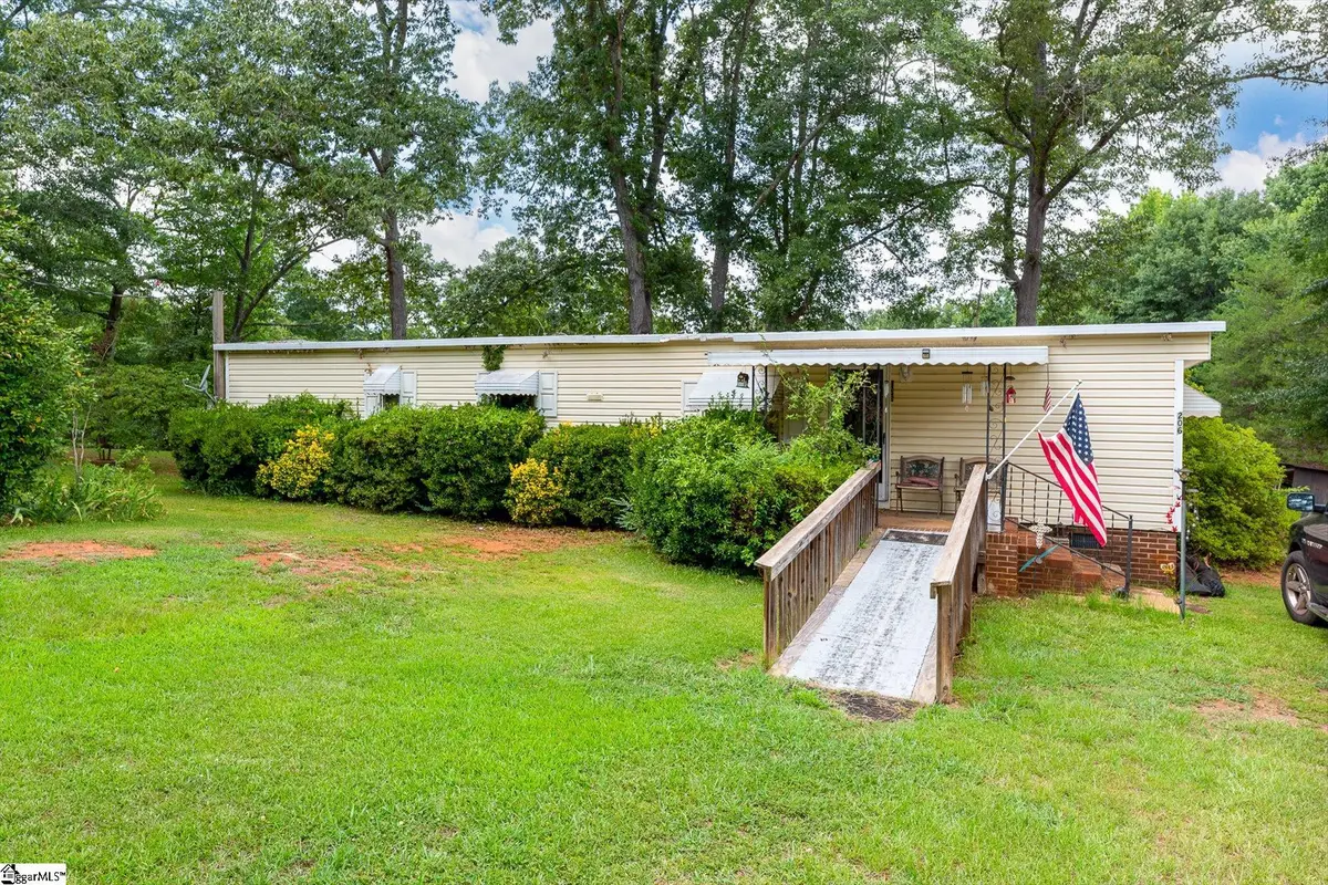 206 Brentwood Circle, Greenville, SC 29605 - #1