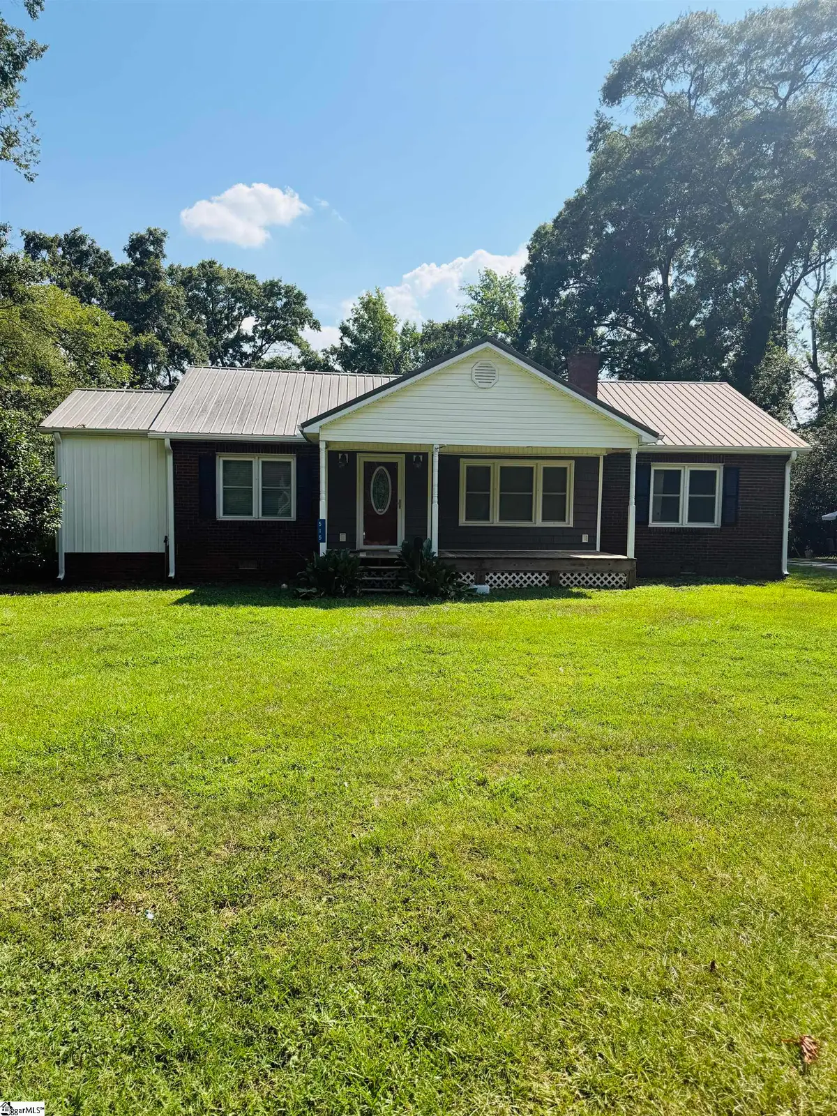 515 Church Street, Laurens, SC 29360 - #1