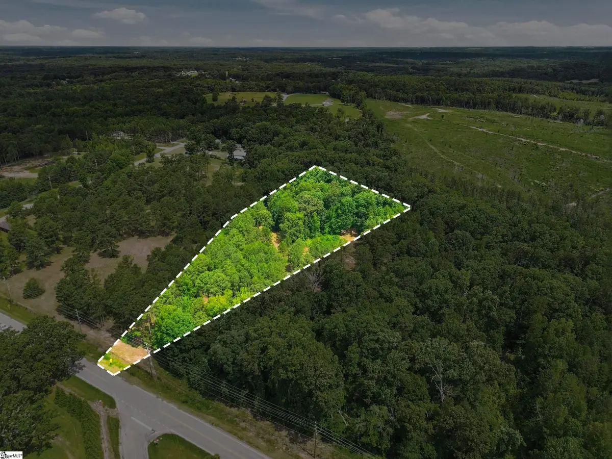 10450 Highway 76 W, Laurens, SC 29360 - #1