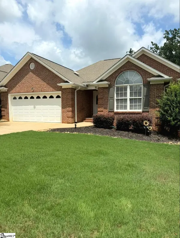 125 Hidden Ridge Drive, Spartanburg, SC 29301
