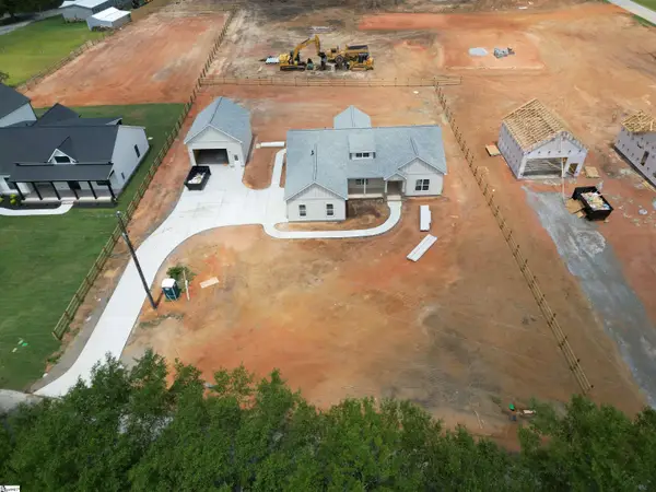 32 Quail Road, Gray Court, SC 29645