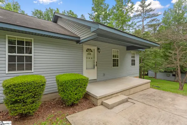 123 Sequayah Drive, Fair Play, SC 29643