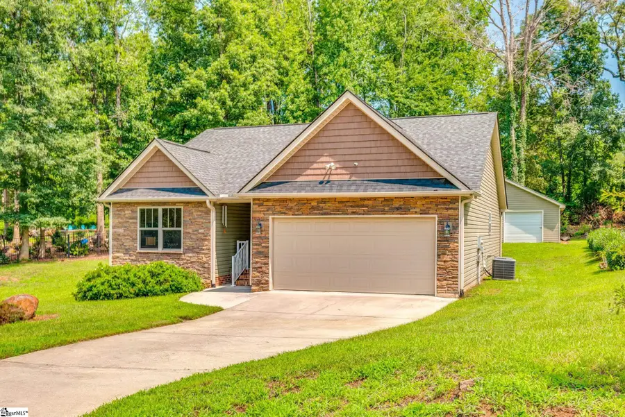 154 Rockcrest Drive, Taylors, SC 29687 - #2