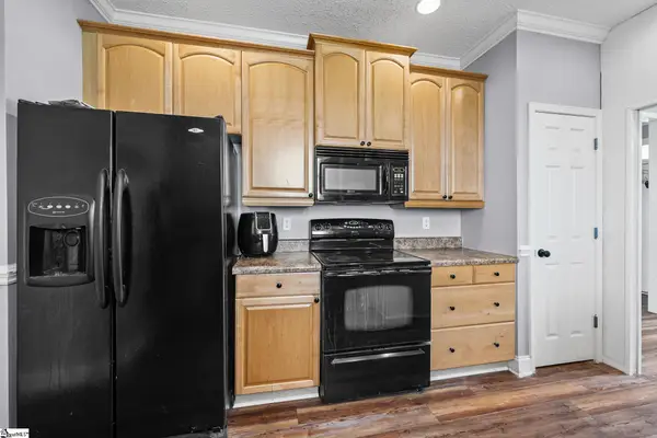 258 Gibbs Road, Wellford, SC 29385