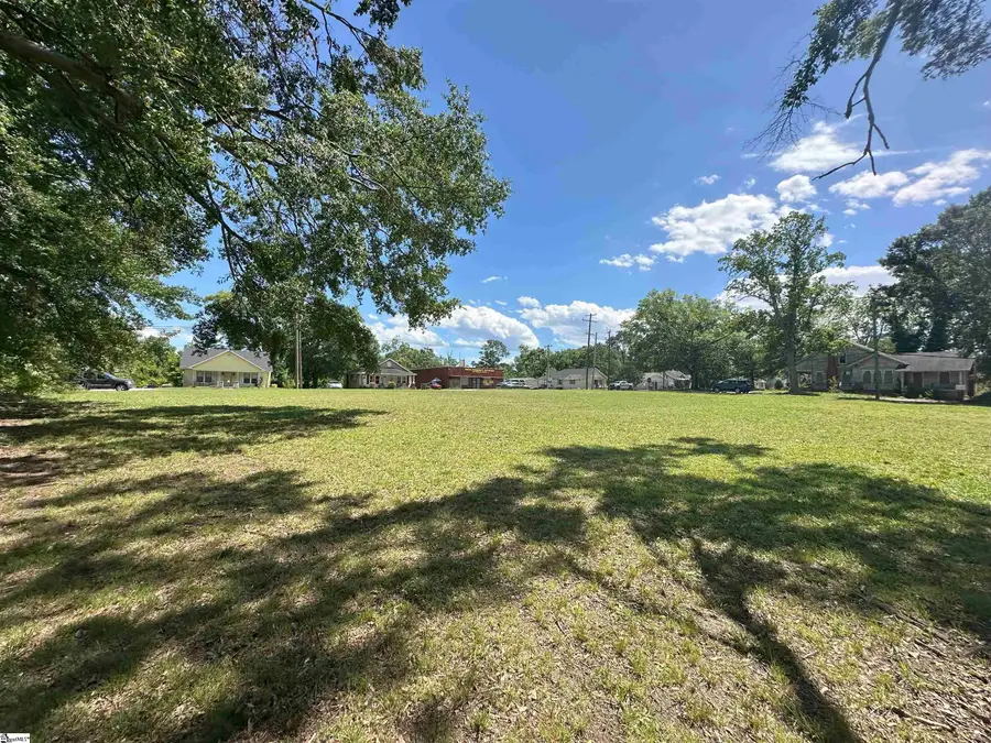 301 Arlington Road, Greer, SC 29651 - #3