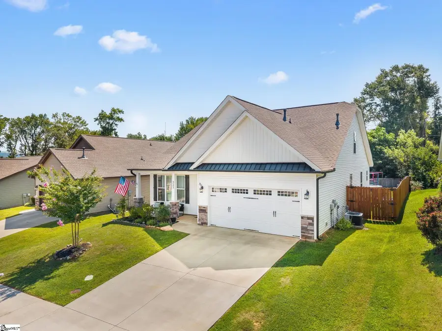 323 Barnhill Court, Greenville, SC 29617 - #3