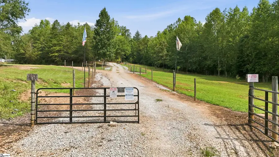 220 Whitefish Way, Marietta, SC 29661 - #3