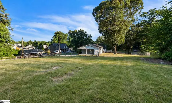 114 Valley Drive, Greer, SC 29651