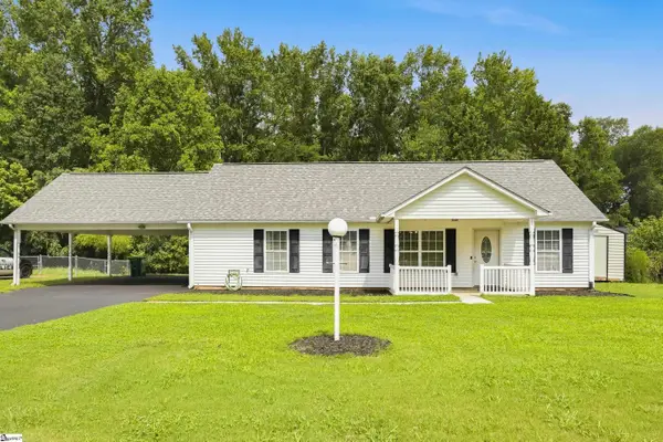 141 Notchwoods Drive, Boiling Springs, SC 29316