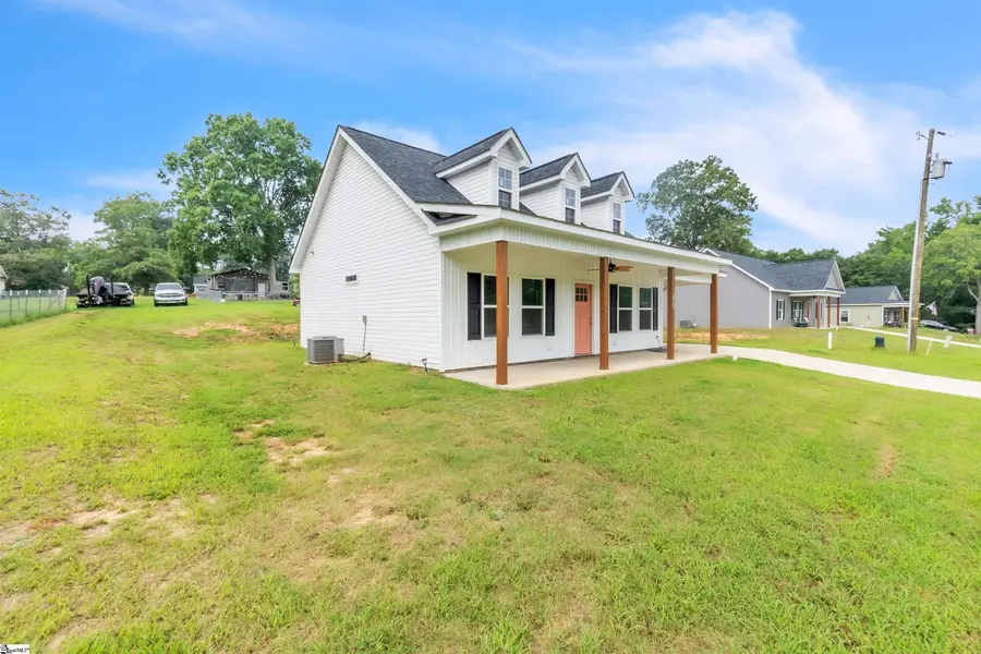 305 W Broad Street, Iva, SC 29655 - #2