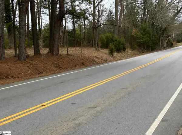 1329 W Georgia Road, Woodruff, SC 29388