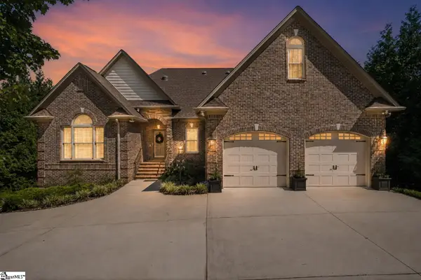 132 Neal Pointe Drive, Chesnee, SC 29323