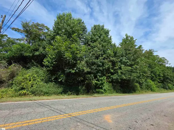 236 Hawthorne Avenue, Woodruff, SC 29388