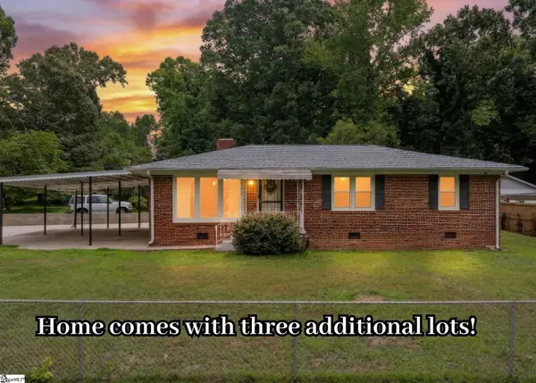 31 Twin Springs Drive, Greenville, SC 29605