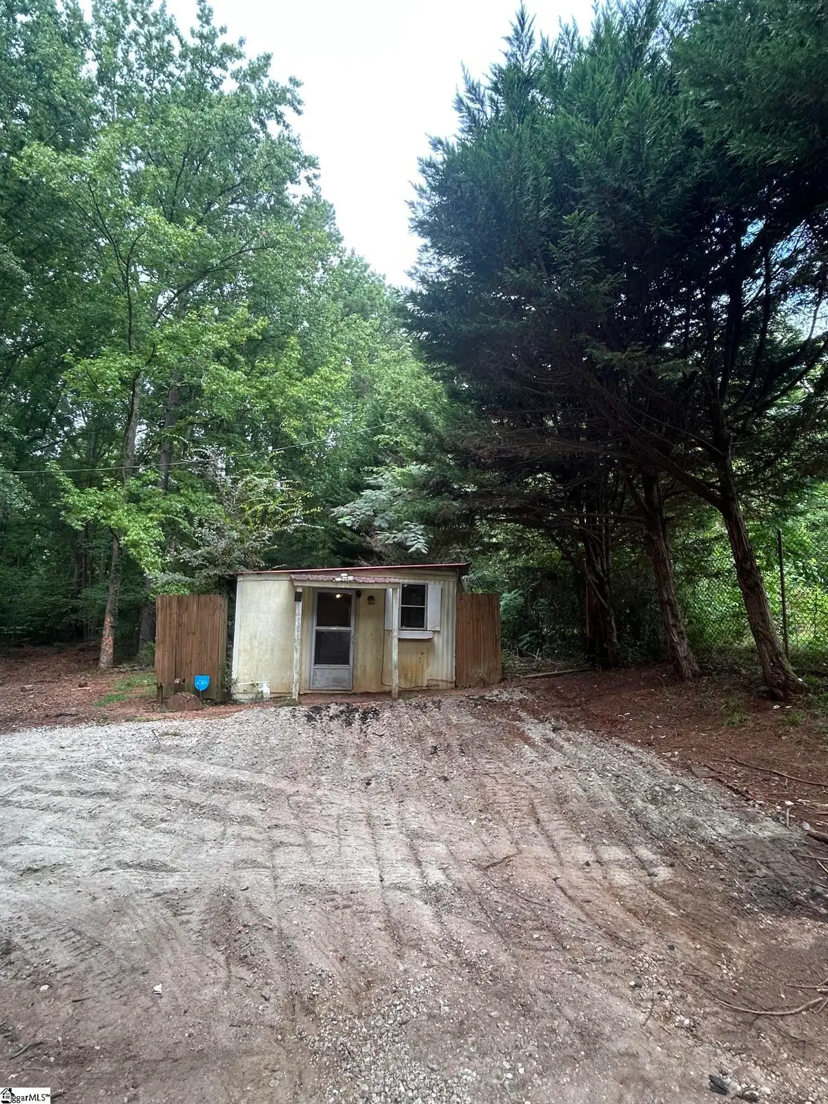 416 Clemson Street, Laurens, SC 29360 - #1