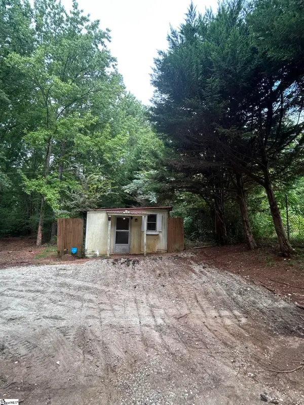 416 Clemson Street, Laurens, SC 29360