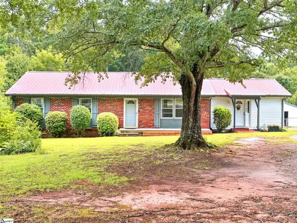 2740 Torrington Road, Laurens, SC 29360