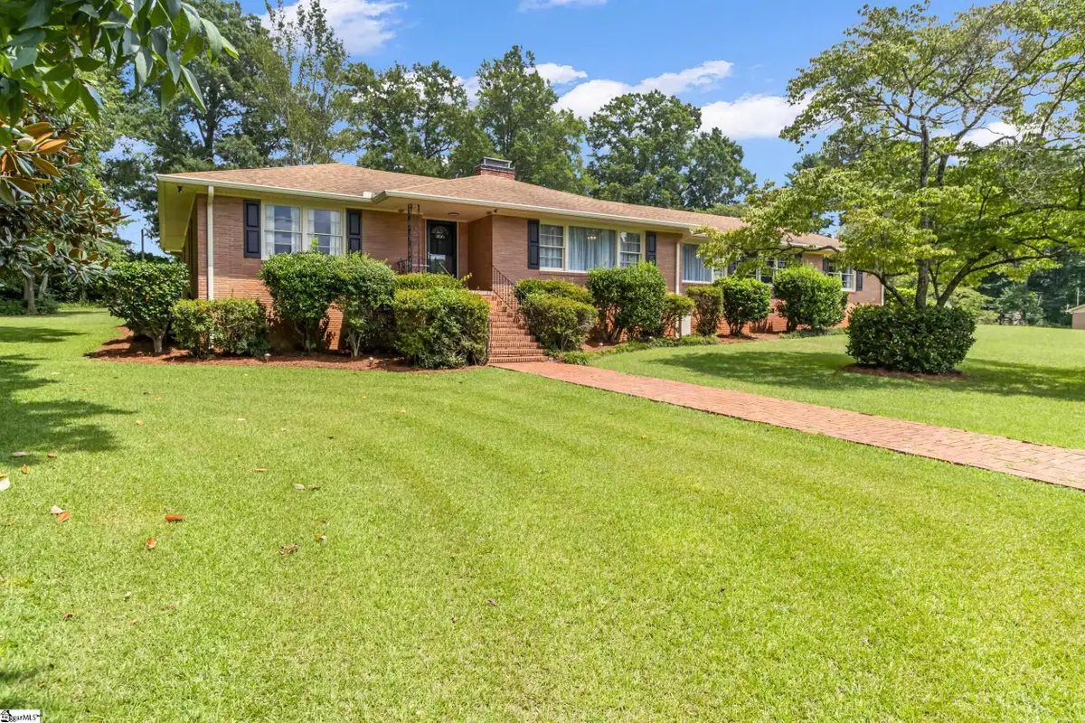 205 Dixon Street, Clinton, SC 29325 - #1