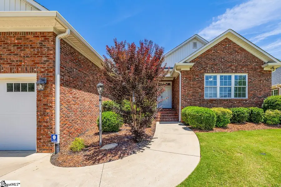 821 E Golden View Lane, Boiling Springs, SC 29316 - #3