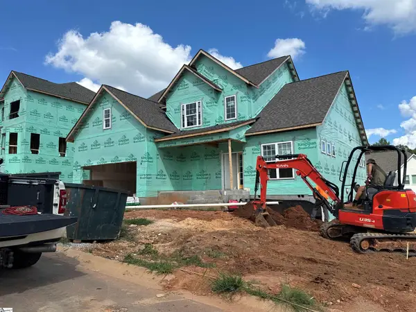 618 Creekway Court, Greer, SC 29651