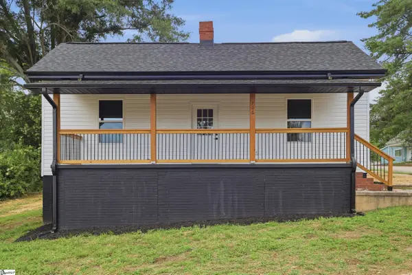706 Gray Street, Woodruff, SC 29388