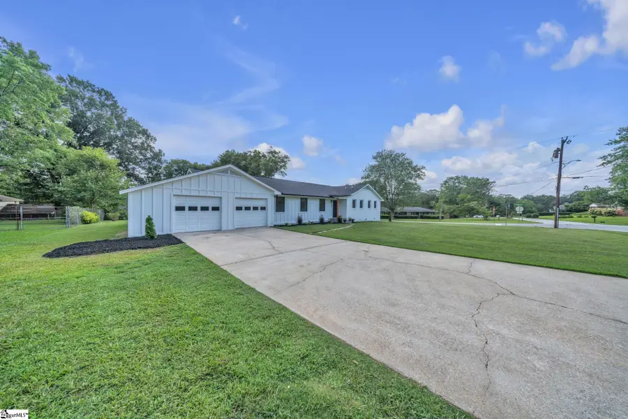 17 Beaufort Street, Greenville, SC 29615 - #2