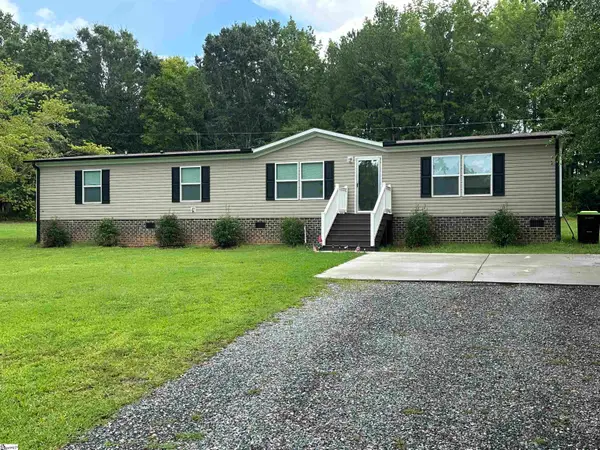 212 Robinwood Circle, Starr, SC 29684