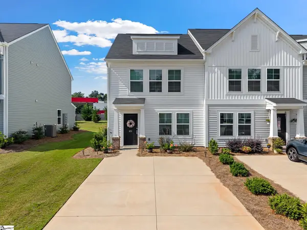 651 Blossom Run Drive, Spartanburg, SC 29307