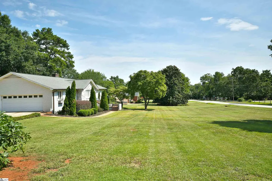 3001 River Road, Piedmont, SC 29673 - #3