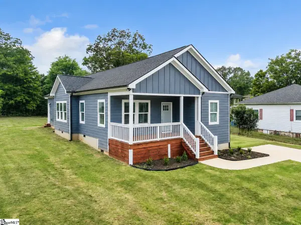 54 3rd Avenue, Greenville, SC 29611
