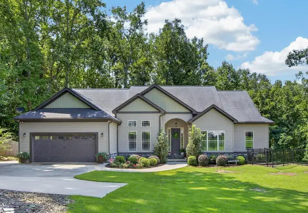 221 Foxhound Road, Simpsonville, SC 29680