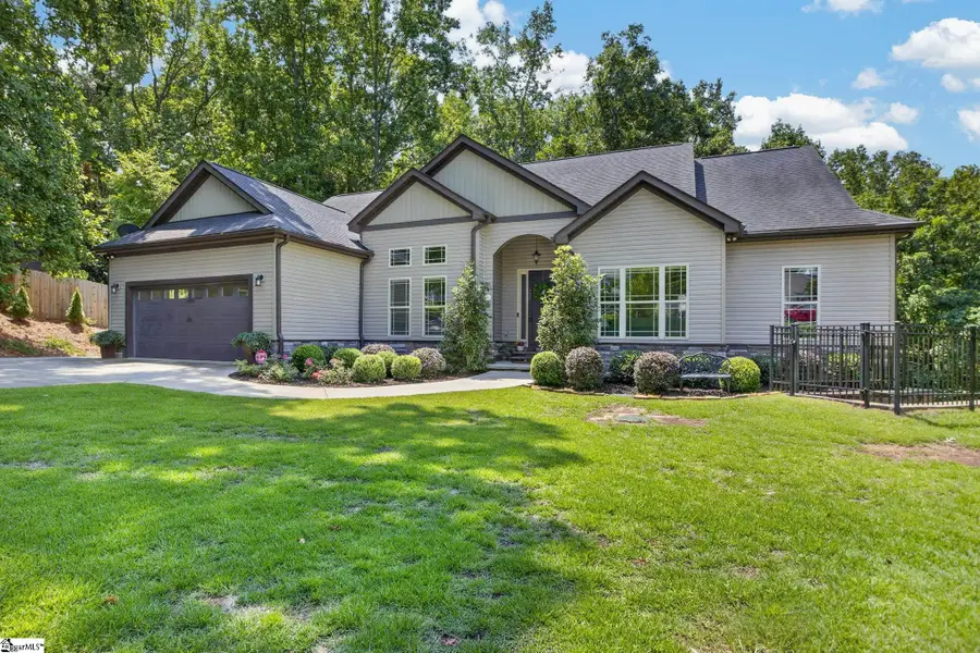 221 Foxhound Road, Simpsonville, SC 29680 - #3