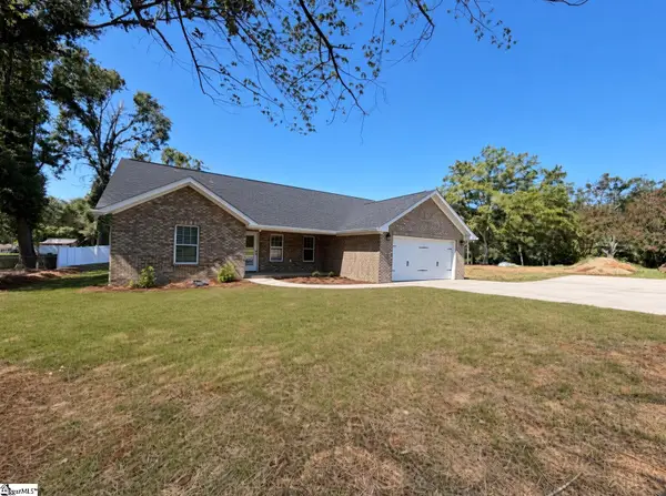 30 Whiteside Street, Spartanburg, SC 29301