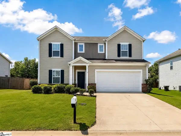 18 Larson Drive, Simpsonville, SC 29681